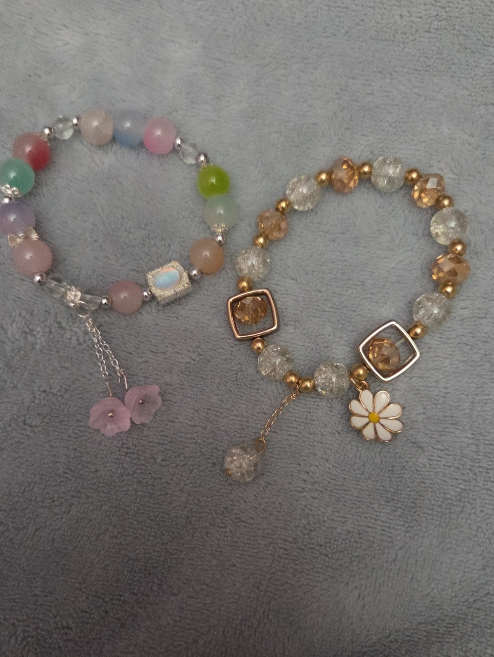 Bracelets Daisy Charm Bracelet in Gold and And Muti Colored NWOT